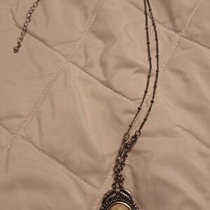 Elegant Silver Pendant Necklace